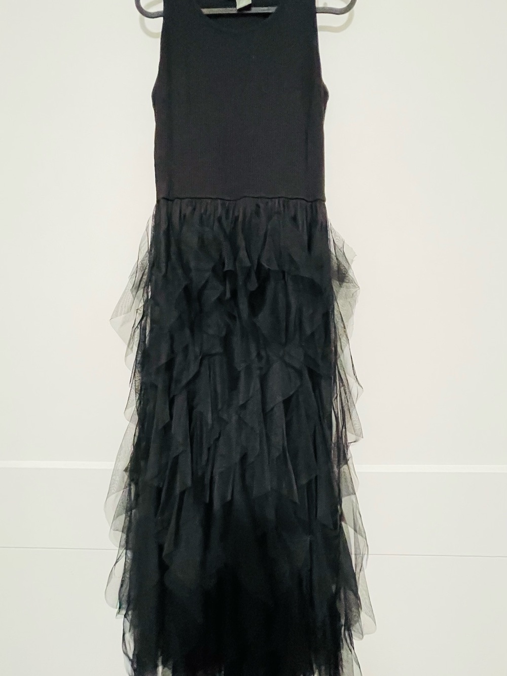 Classic Black Sleeveless Tulle Ruffle Maxi Dress